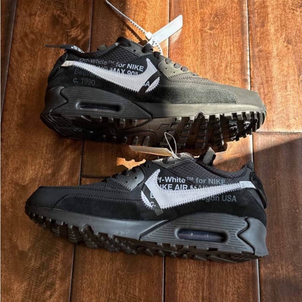 Off White x Air Max 90 in black - Men’s size 10